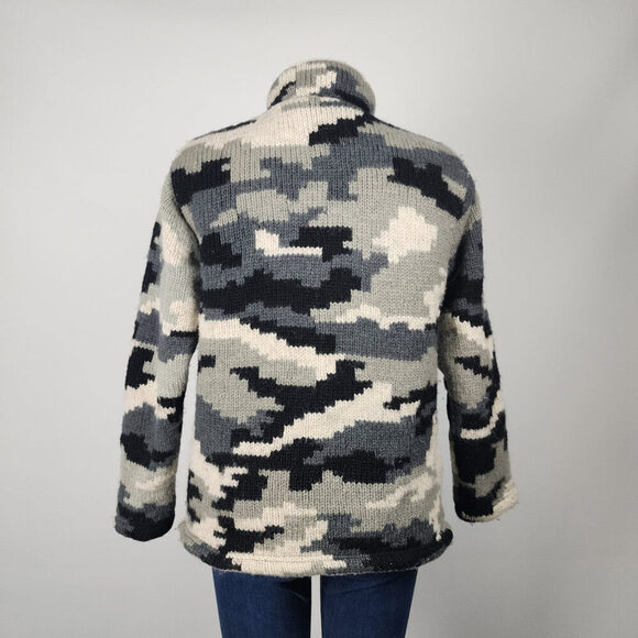 Made In Nepal Polar Knit Camo Jacket Size M - Picture 5 of 9